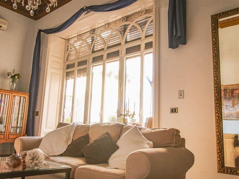 Bed and Breakfast Antica Dimora Caruso Катания Экстерьер фото