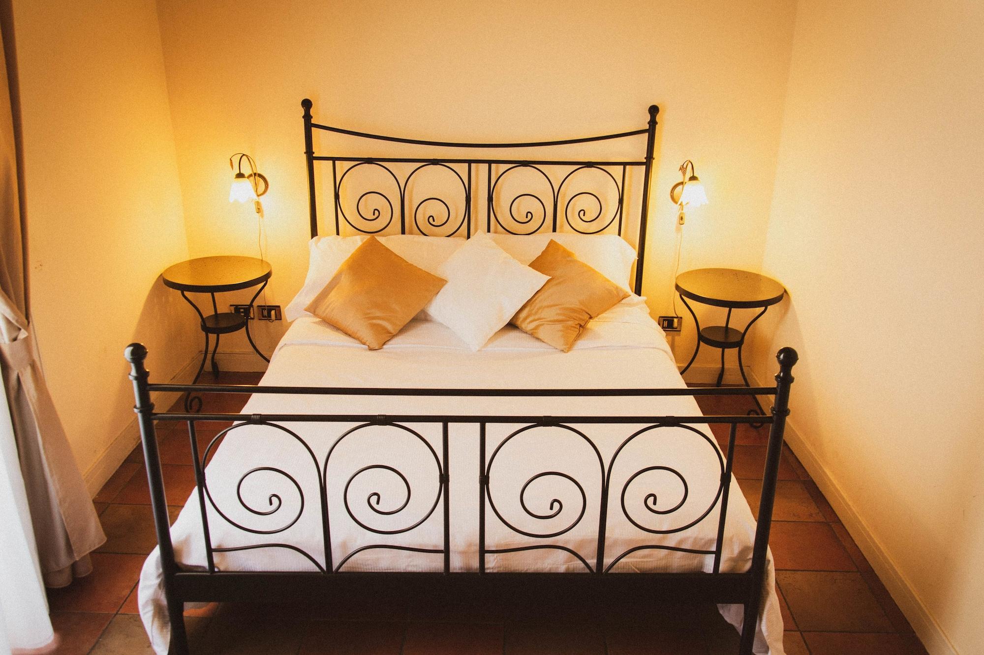 Bed and Breakfast Antica Dimora Caruso Катания Экстерьер фото