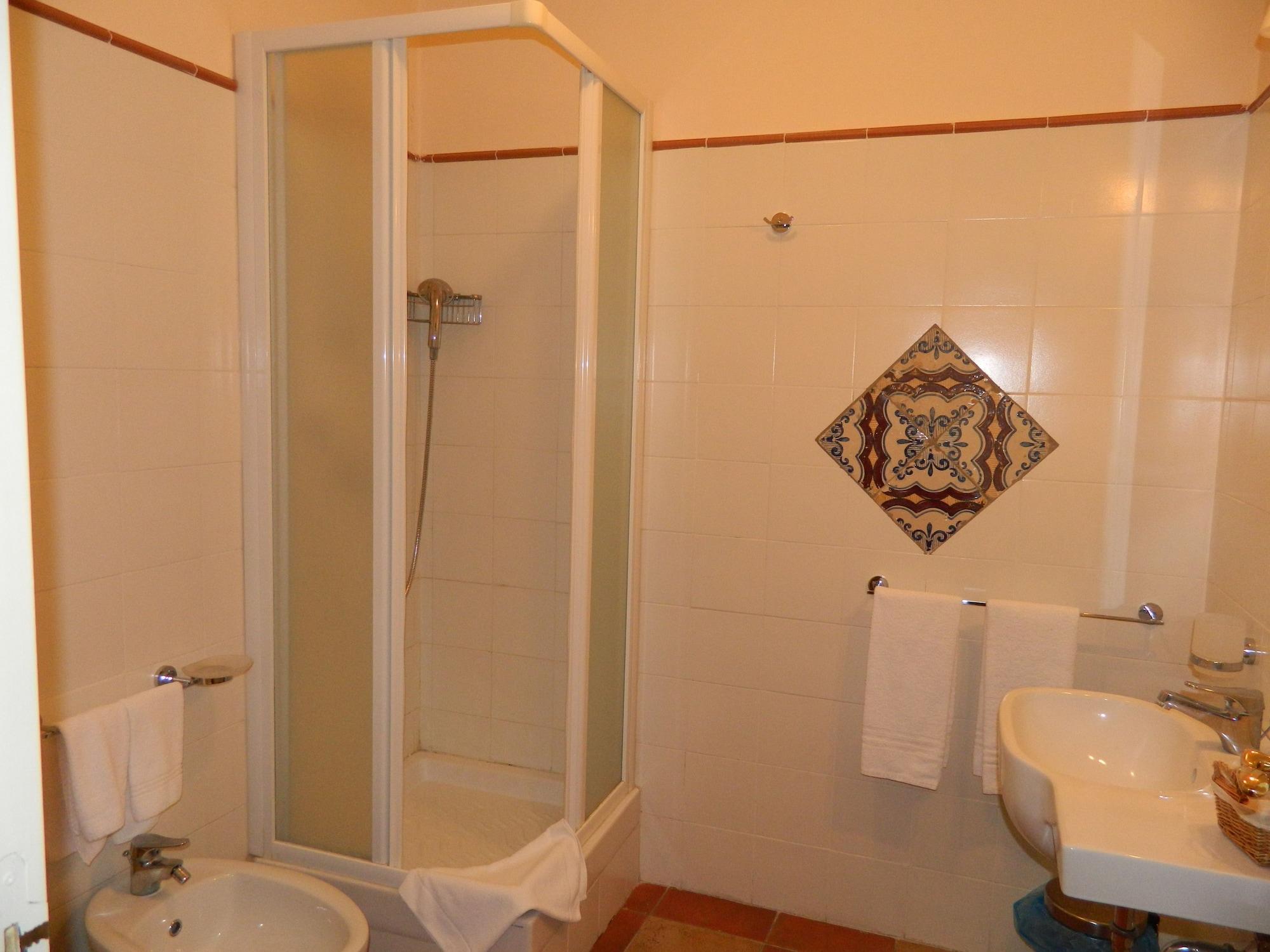 Bed and Breakfast Antica Dimora Caruso Катания Экстерьер фото