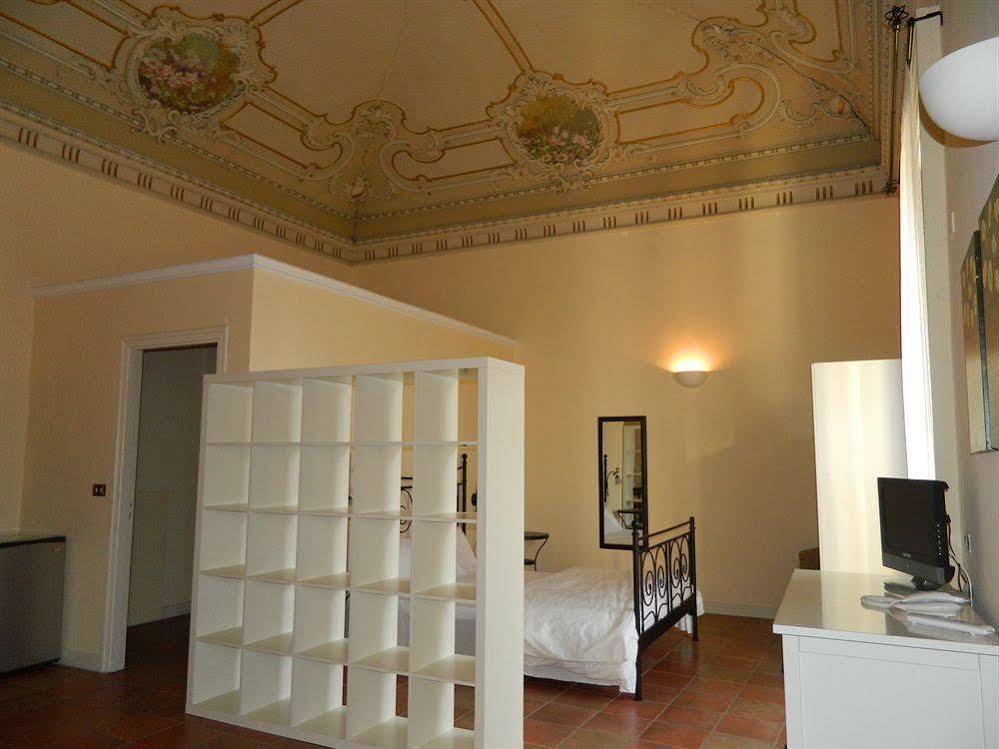Bed and Breakfast Antica Dimora Caruso Катания Экстерьер фото